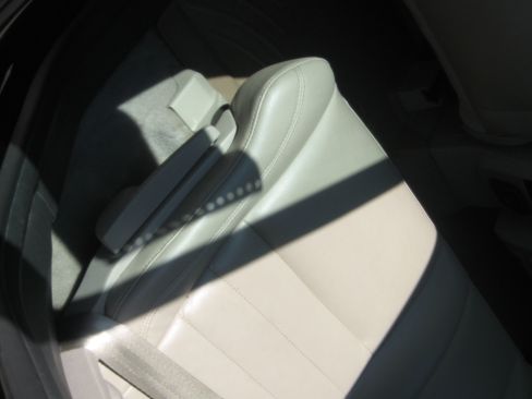 Used 2013 Ford C-MAX SEL FWD image 7