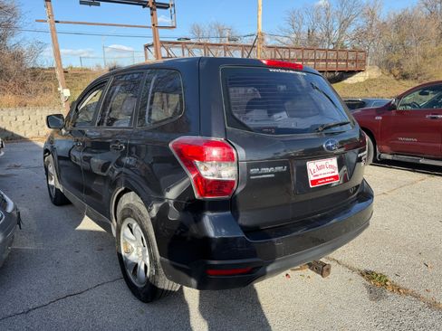 Used 2014 Subaru Forester 2.5i image 4