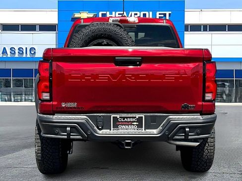 New 2025 Chevrolet Colorado ZR2 image 4