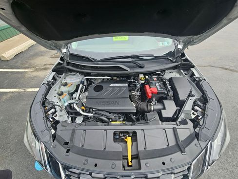 Used 2022 Nissan Rogue SL AWD/4WD image 6