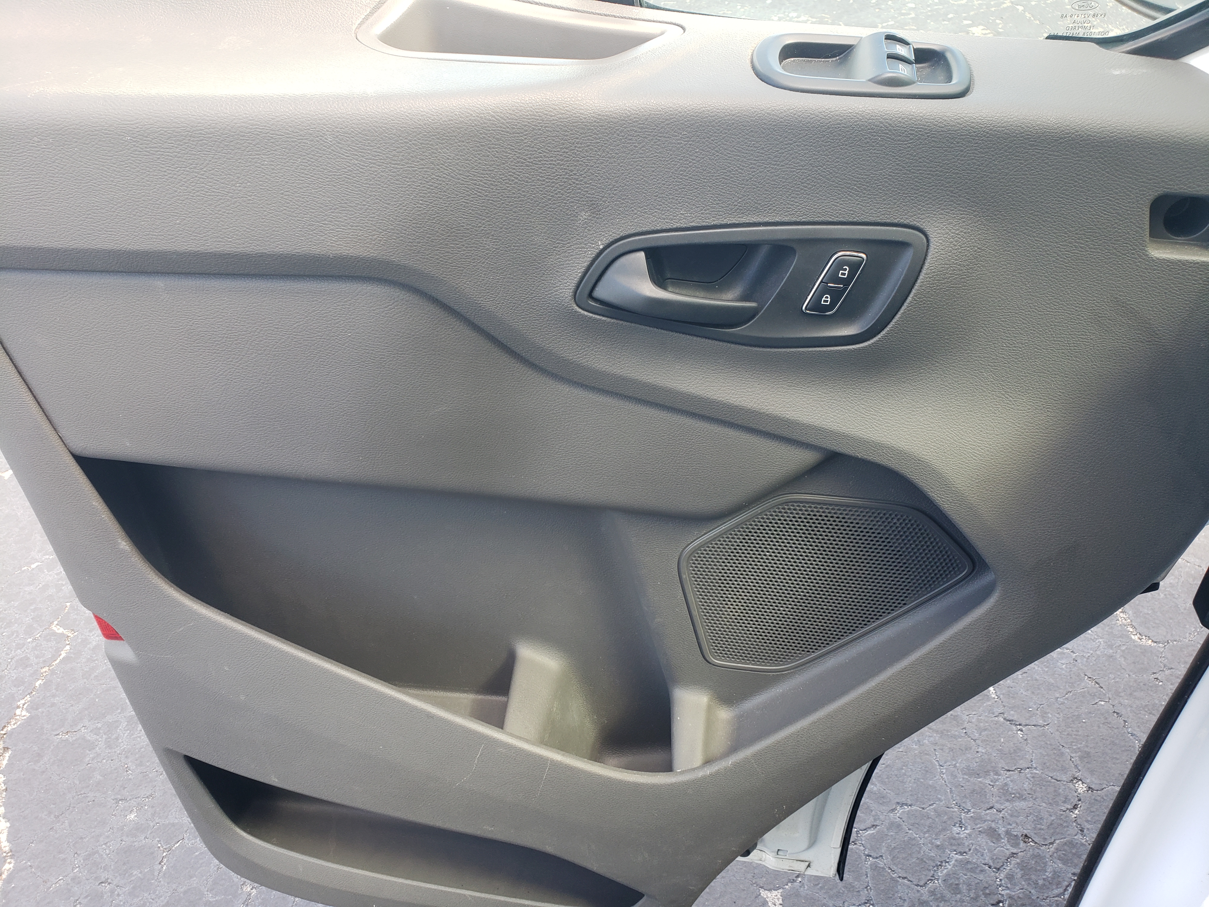 Used 2023 Ford Transit 250 130 Low Roof RWD image 14