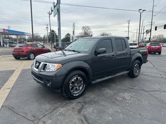 Used 2015 Nissan Frontier Desert Runner image 1