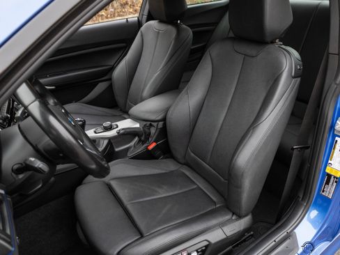 Used 2017 BMW M240i image 27