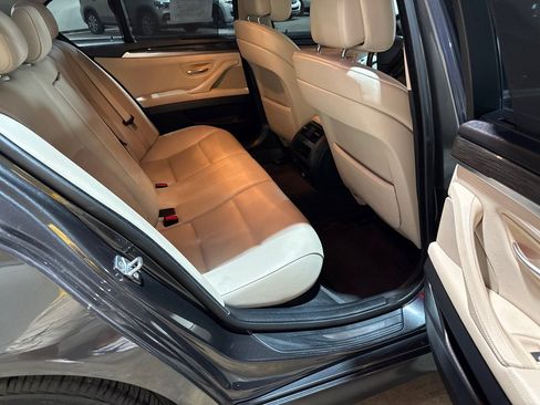 Used 2011 BMW 528i RWD image 10