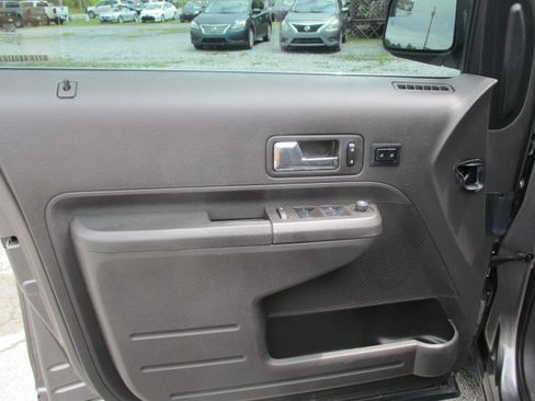 Used 2010 Ford Edge AWD Limited image 15