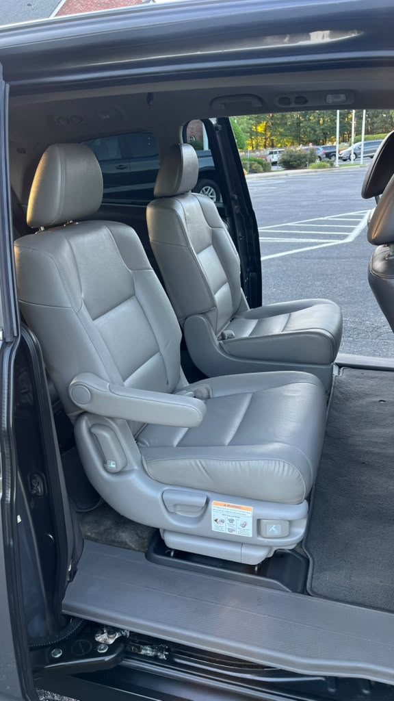 Used 2015 Honda Odyssey EX-L image 9
