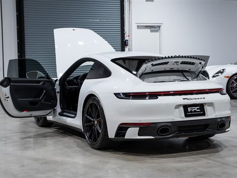 Used 2021 Porsche 911 Carrera 4S AWD/4WD image 35