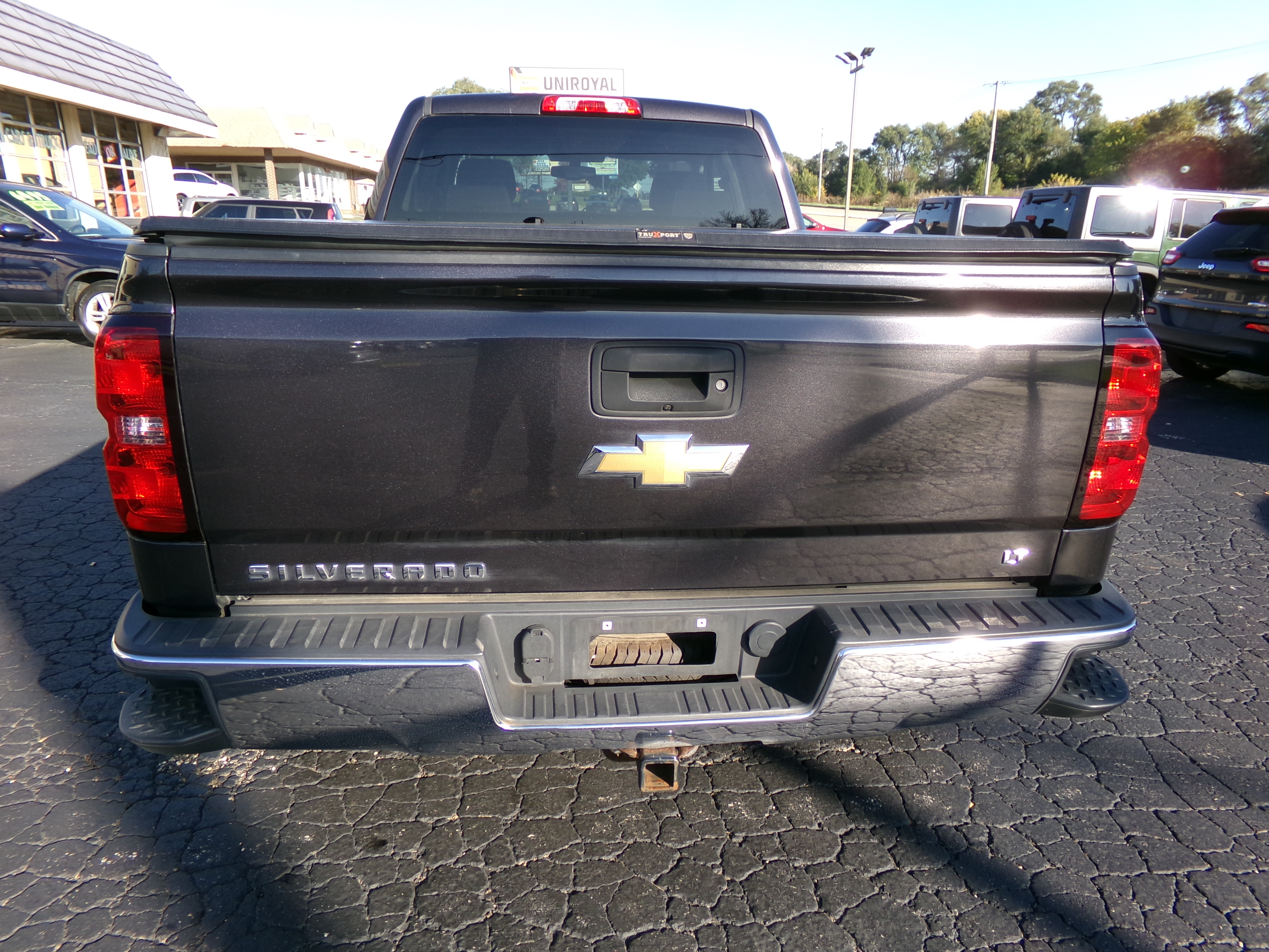 Used 2015 Chevrolet Silverado 1500 4x4 Double Cab LT image 3