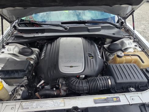 Used 2005 Chrysler 300 C image 11