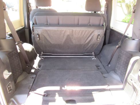 Used 2014 Jeep Wrangler 4WD Sport image 12