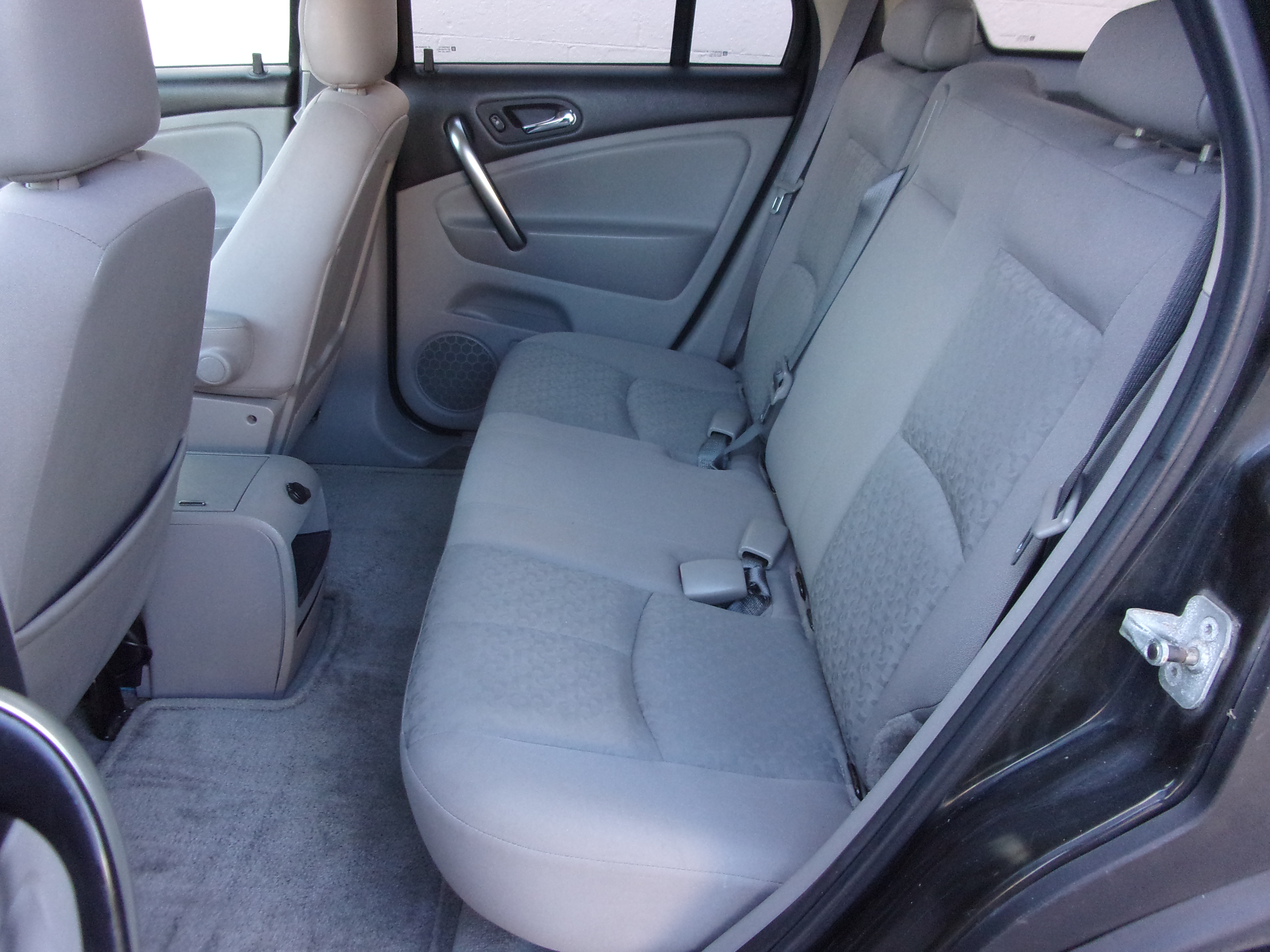 Used 2006 Saturn Vue 2WD image 9