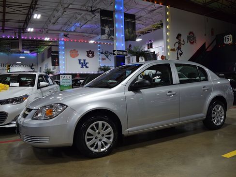 Used 2010 Chevrolet Cobalt LS Sedan FWD image 11