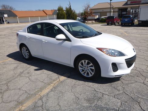 Used 2012 MAZDA MAZDA3 i Touring image 4