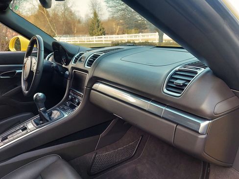 Used 2014 Porsche Boxster S image 76