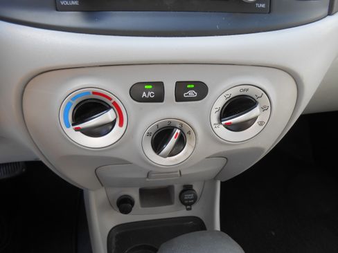 Used 2008 Hyundai Accent GL image 10