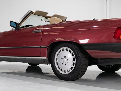 Used 1989 Mercedes-Benz 560 SL image 39