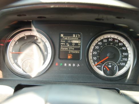 Used 2016 RAM 3500 ST image 14