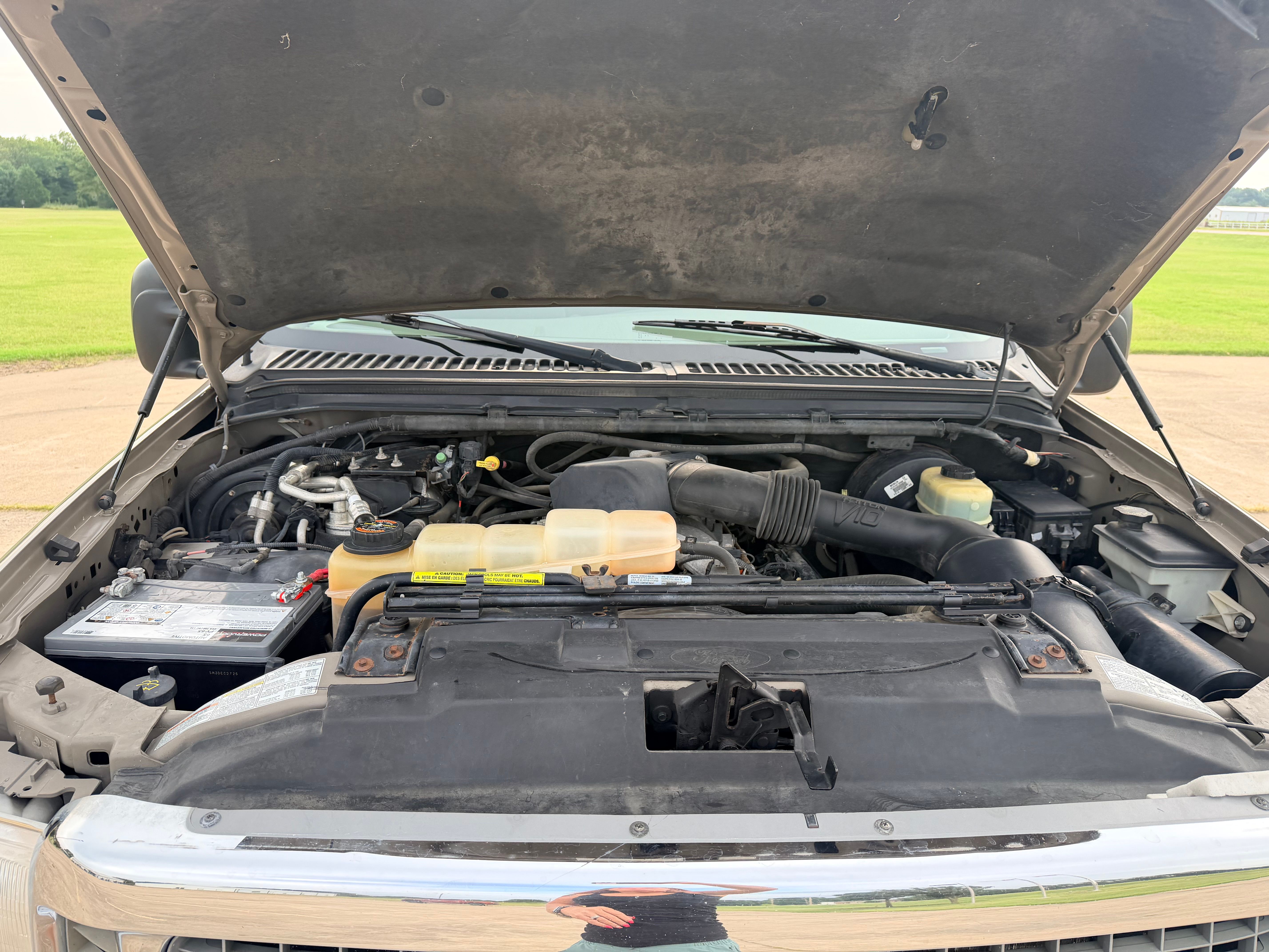 Used 2000 Ford Excursion 2WD XLT image 19