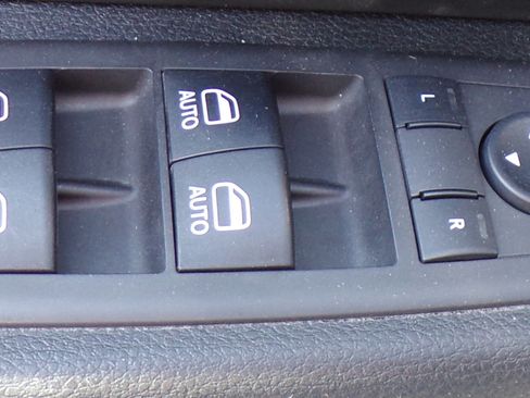 Used 2023 RAM 2500 4x4 Crew Cab Tradesman image 14