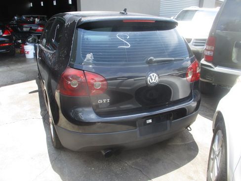 Used 2008 Volkswagen GTI 2-Door FWD image 5