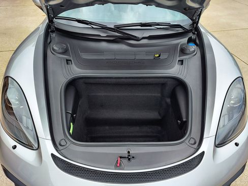 Used 2020 Porsche 718 Boxster Spyder RWD image 98