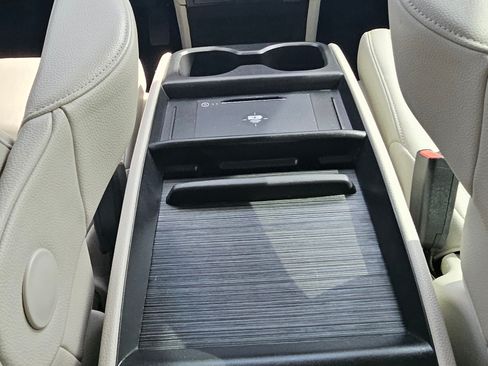 Used 2025 Honda Odyssey EX-L image 32