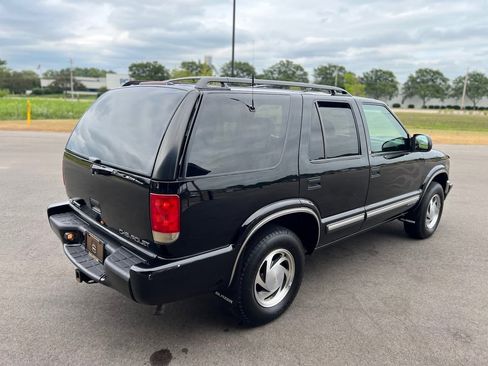 Used 2001 Chevrolet Blazer 4WD 4-Door image 7