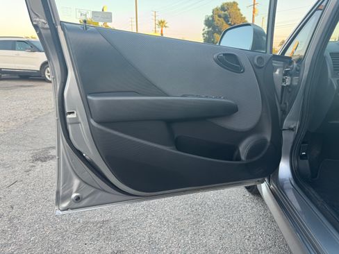 Used 2007 Honda Fit Sport image 22