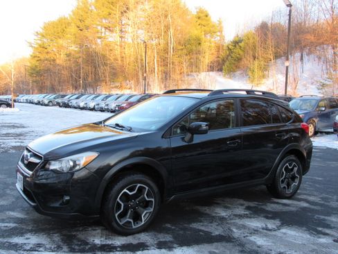 Used 2015 Subaru XV Crosstrek 2.0i Limited image 2