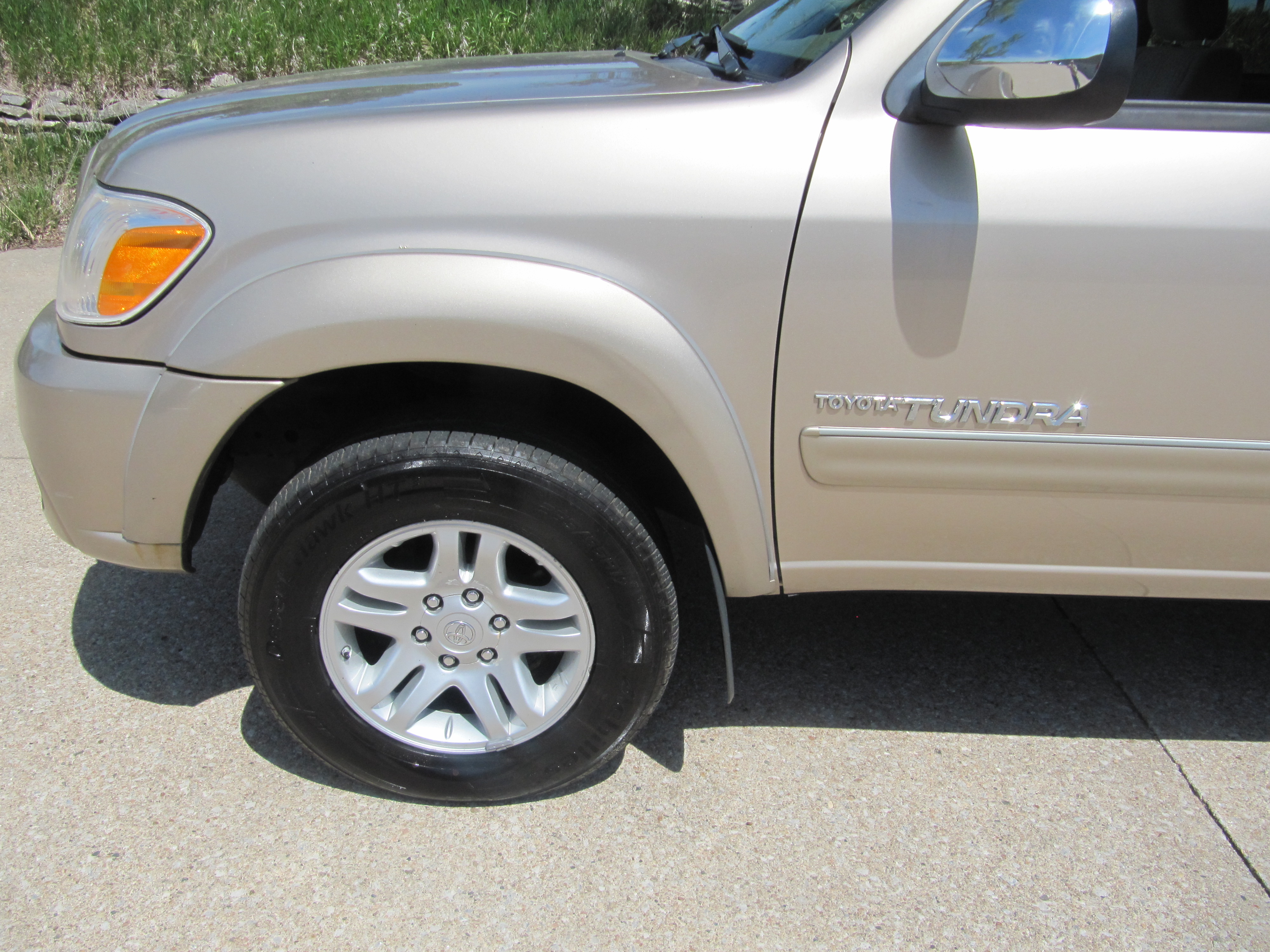 Used 2006 Toyota Tundra 4x4 Double Cab SR5 image 12