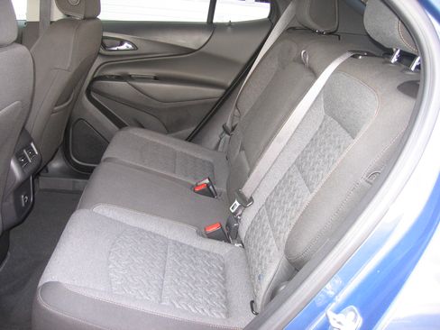 Used 2024 Chevrolet Equinox LT image 7