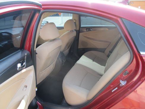 Used 2012 Hyundai Sonata Hybrid FWD image 10