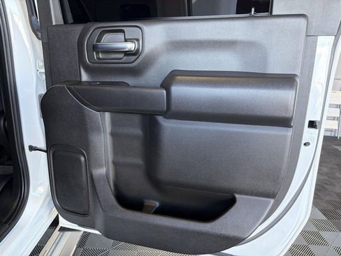 Used 2023 Chevrolet Silverado 2500 LT w/ Convenience Package image 23