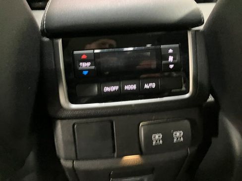Used 2021 Subaru Ascent Premium image 26