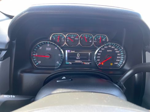 Used 2015 Chevrolet Tahoe LT image 12