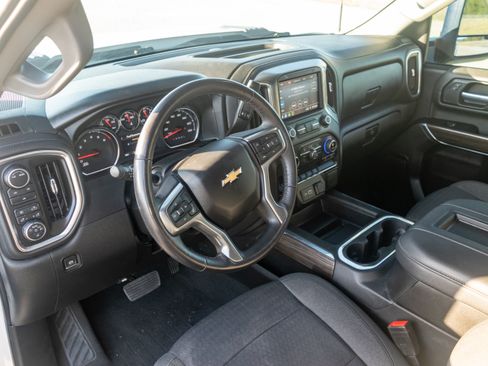 Used 2022 Chevrolet Silverado 2500 LT image 13