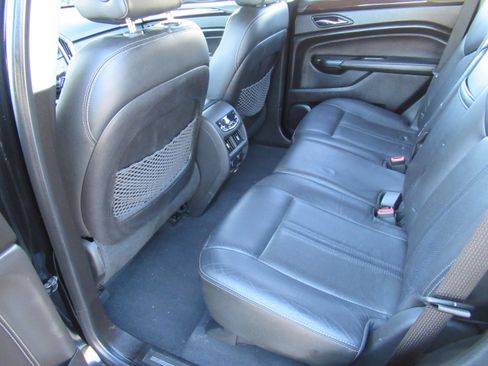 Used 2015 Cadillac SRX Premium image 16