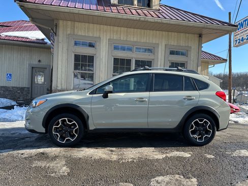 Used 2014 Subaru XV Crosstrek 2.0i Premium image 2
