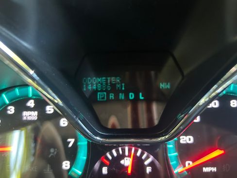 Used 2015 Chevrolet Traverse AWD LT w/ 1LT image 12