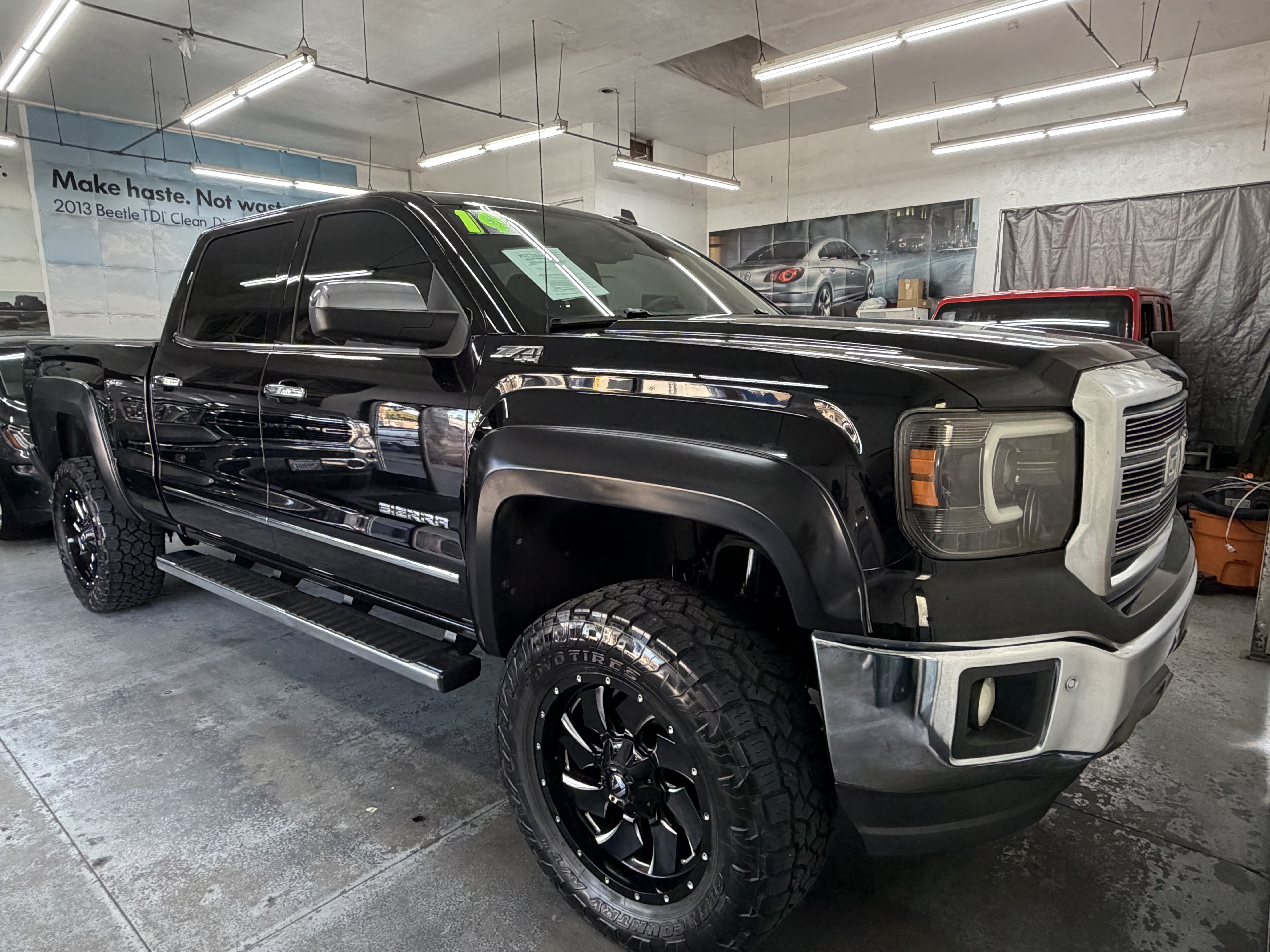 Used 2014 GMC Sierra 1500 4x4 Crew Cab SLT image 9