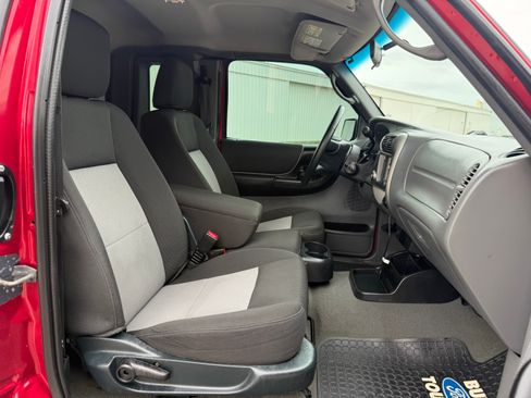 Used 2010 Ford Ranger XLT image 11