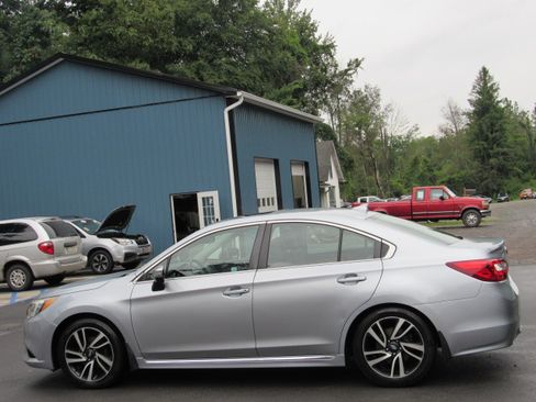 Used 2017 Subaru Legacy 2.5i Sport AWD/4WD image 5