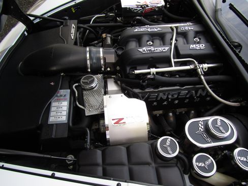 Used 2013 Chevrolet Corvette Z06 Coupe RWD image 16