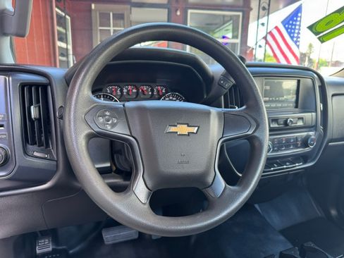 Used 2016 Chevrolet Silverado 3500 2WD Regular Cab image 9