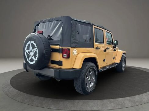 Used 2013 Jeep Wrangler Unlimited Sport image 7