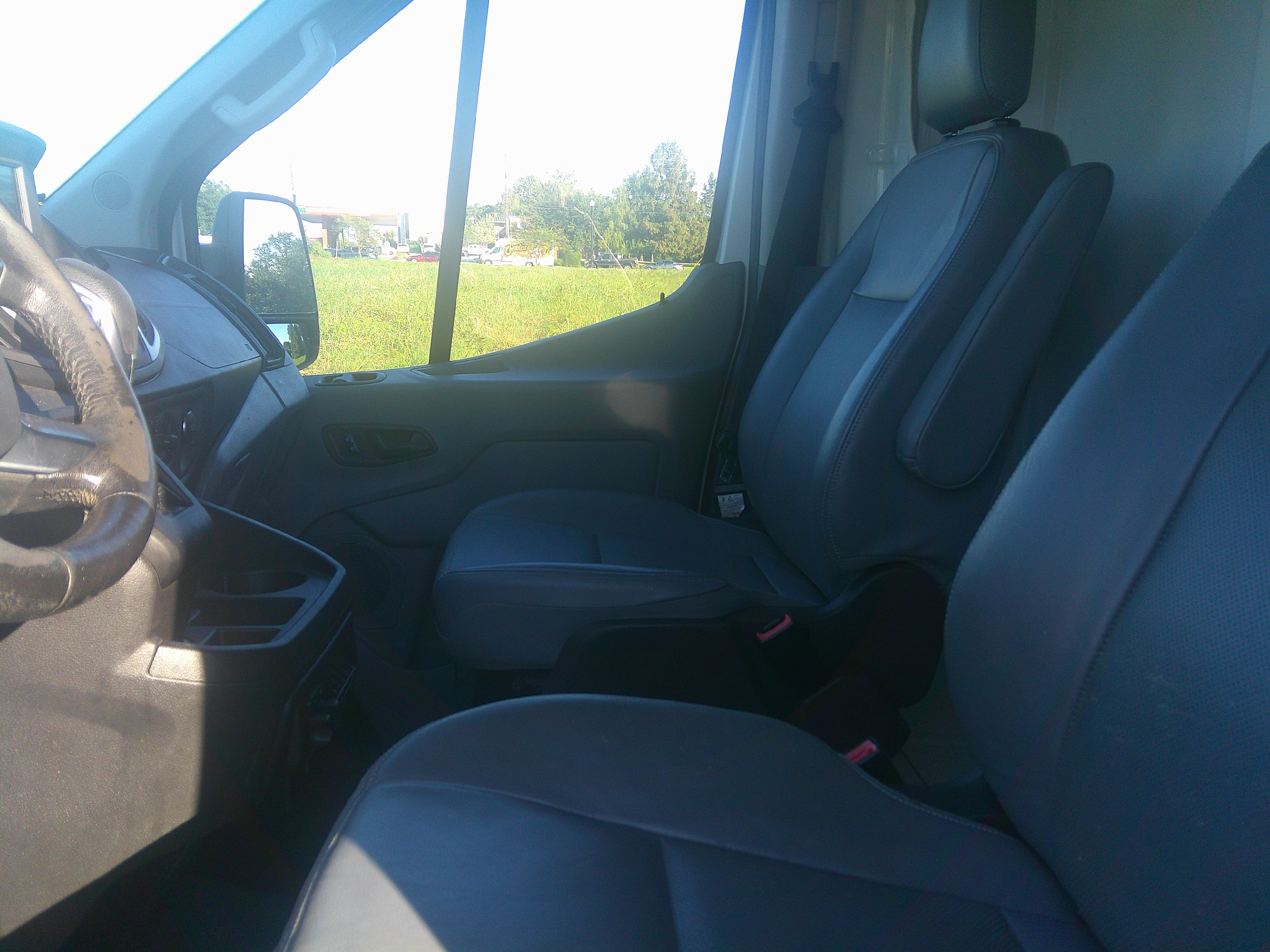 Used 2019 Ford Transit 350 138 RWD image 18