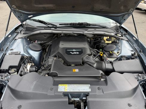 Used 2005 Ford Thunderbird 50th Anniversary image 22