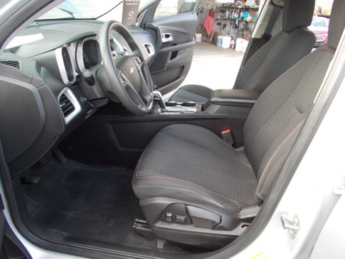 Used 2015 Chevrolet Equinox LS image 14
