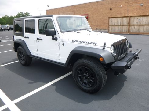 Used 2016 Jeep Wrangler Black Bear image 4