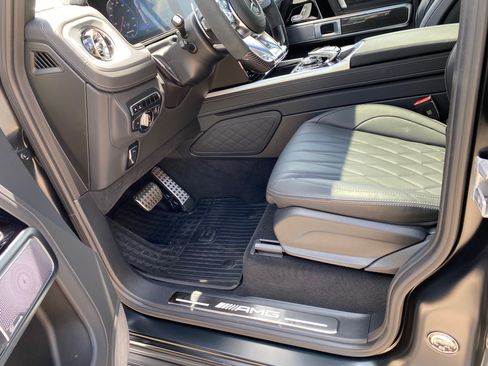 Used 2023 Mercedes-Benz G 63 AMG AMG G 63 image 8